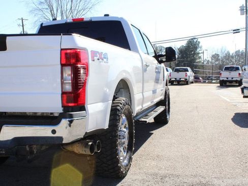 Used 2020 Ford F250 Lariat w/ Chrome Package image 30