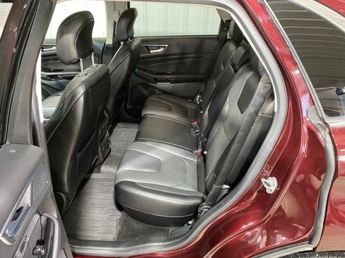 Used 2018 Ford Edge Titanium w/ Equipment Group 302A image 5