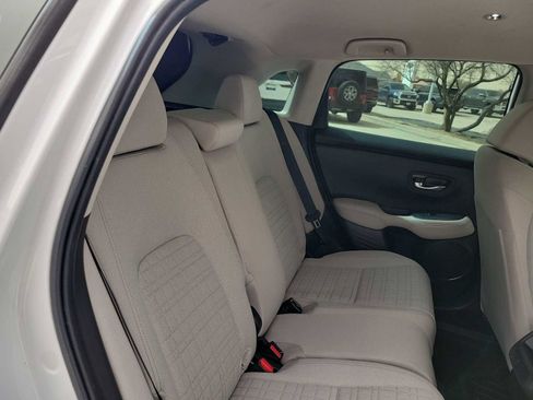 Used 2025 Honda HR-V LX image 9