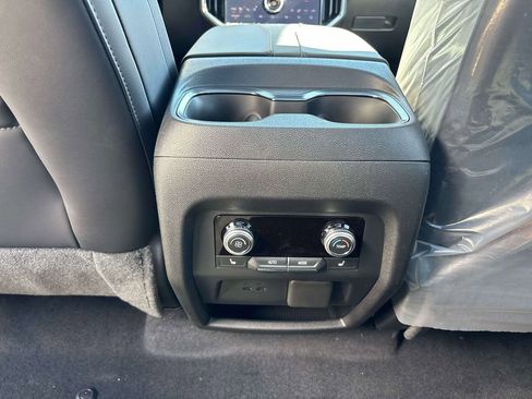 New 2026 GMC Acadia AT4 w/ Luxury Package image 9