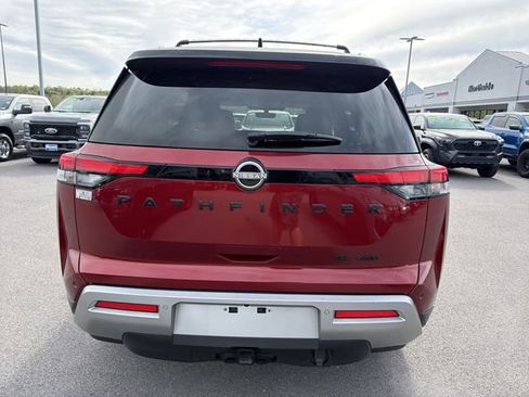 Used 2024 Nissan Pathfinder SL w/ SL Premium Package AWD/4WD image 7