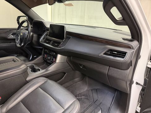 Used 2021 Chevrolet Tahoe LT AWD/4WD image 12