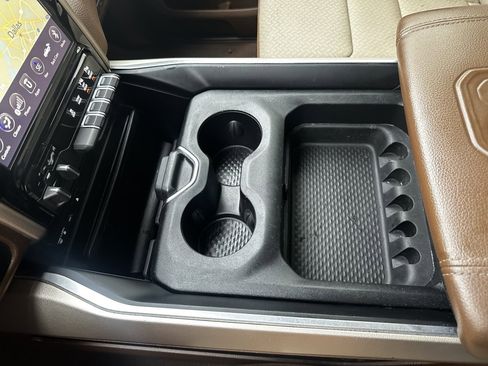 Used 2019 RAM 1500 Laramie image 38