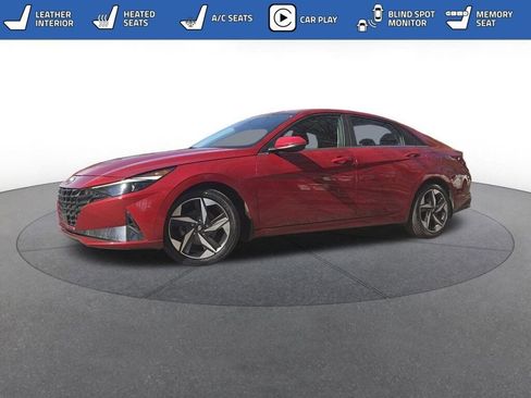 Used 2023 Hyundai Elantra Limited image 1