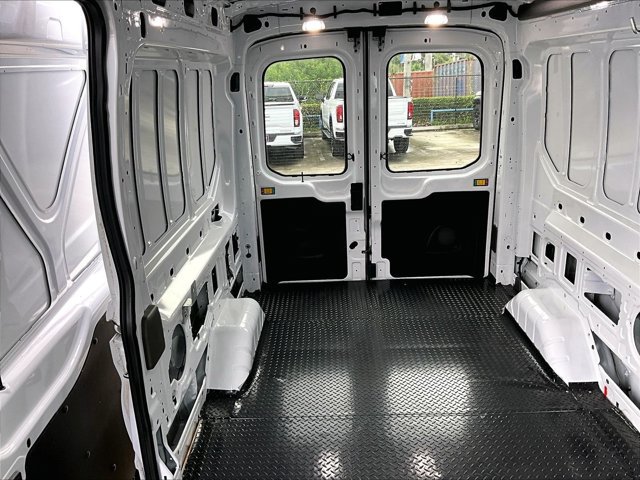 Used 2025 Ford Transit 250 148 Medium Roof RWD image 12