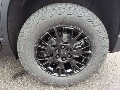 New 2026 Chevrolet Traverse Z71 w/ Enhanced Driving Package image 24