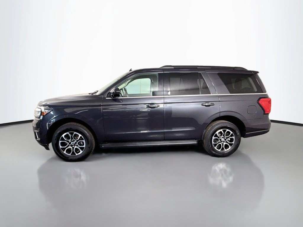 Used 2024 Ford Expedition XLT RWD image 6