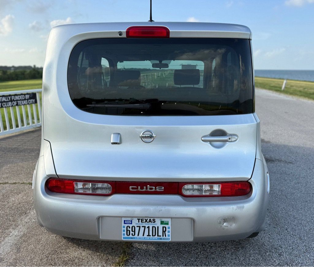 Used 2010 Nissan Cube 1.8 SL w/ SL Preferred Pkg FWD image 6