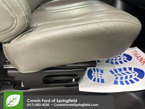 Used 2018 Chevrolet Express 2500 Extended image 17