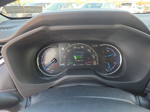 Certified 2023 Toyota RAV4 LE image 20