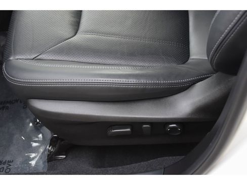 Used 2023 Subaru Forester Touring image 32