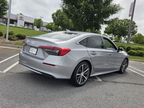 Used 2024 Honda Civic Touring image 6