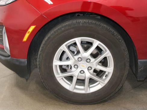 Used 2023 Chevrolet Equinox LT image 46
