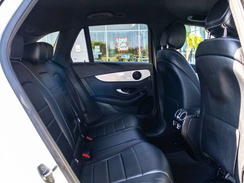Used 2020 Mercedes-Benz GLC 300 image 19