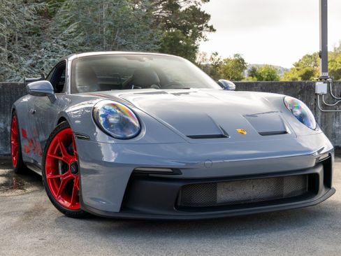 Certified 2024 Porsche 911 GT3 image 9