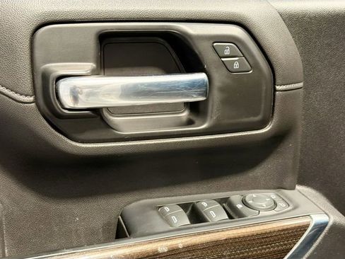 Used 2023 Chevrolet Silverado 2500 LT AWD/4WD image 15