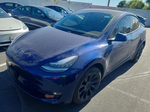 Used 2020 Tesla Model Y Long Range image 2