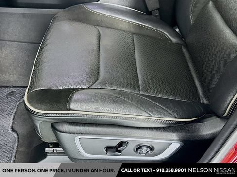 Used 2019 RAM 1500 Laramie AWD/4WD image 19