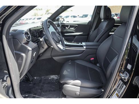 Certified 2026 Mercedes-Benz GLC 300 4MATIC image 17
