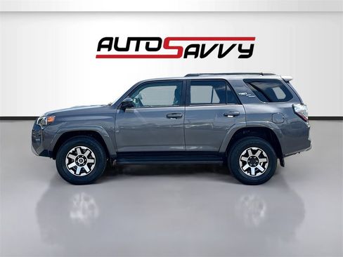 Used 2023 Toyota 4Runner TRD Off-Road Premium image 4
