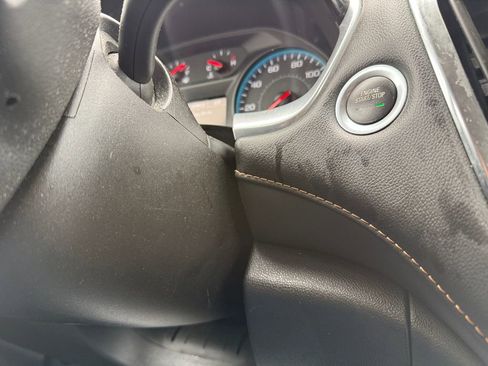 Used 2021 Chevrolet Traverse LS image 30