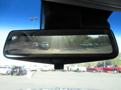 Used 2019 Cadillac Escalade Luxury image 31