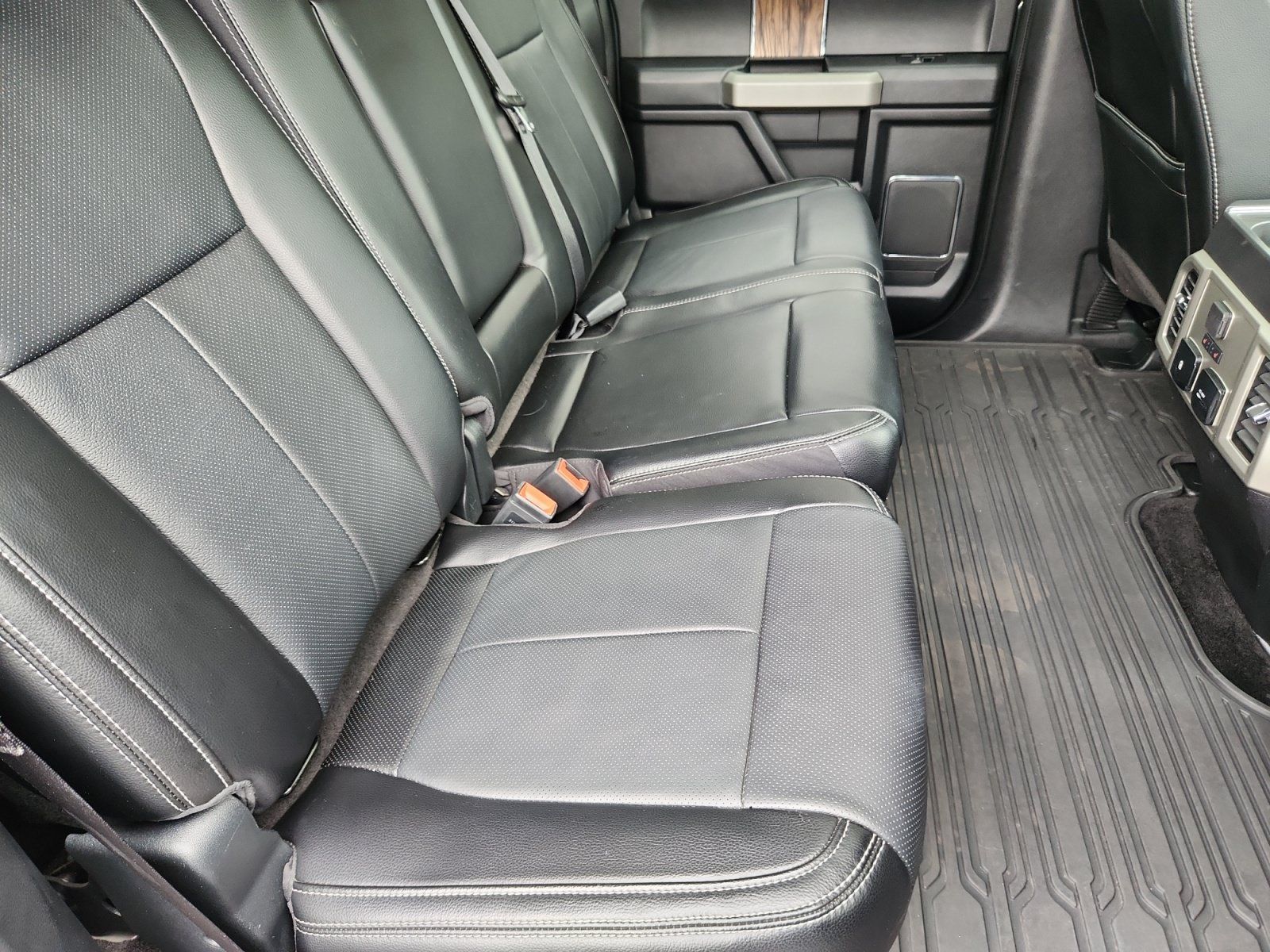 Used 2018 Ford F150 Lariat w/ Equipment Group 502A Luxury AWD/4WD image 30