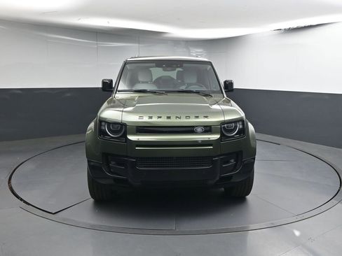 New 2026 Land Rover Defender 130 X-Dynamic SE AWD/4WD image 26