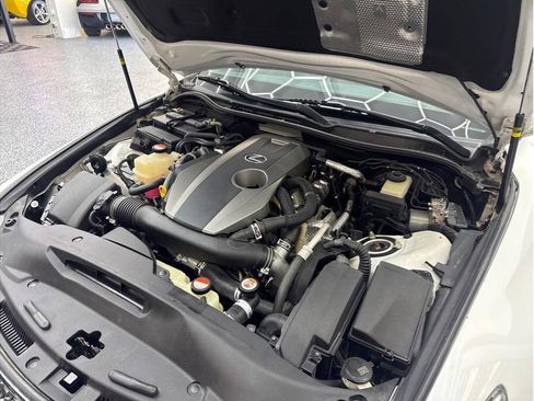 Used 2016 Lexus IS 200t w/ F Sport Package RWD image 24