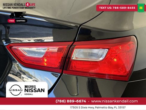 Used 2022 Chevrolet Malibu LS image 30