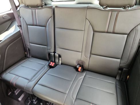 Used 2022 Chevrolet Tahoe RST w/ Sport Performance Package AWD/4WD image 12