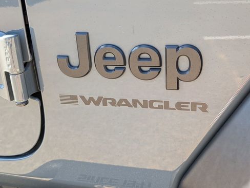 Used 2024 Jeep Wrangler Sport AWD/4WD image 29