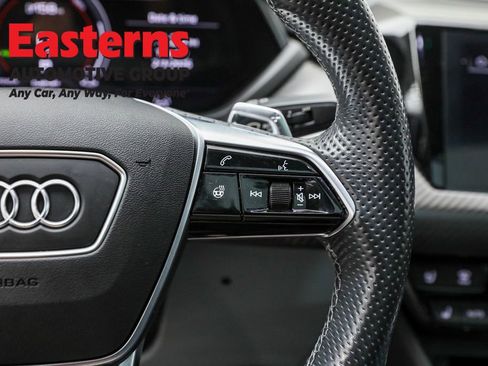 Used 2022 Audi e-tron GT Premium Plus w/ Performance Package image 16