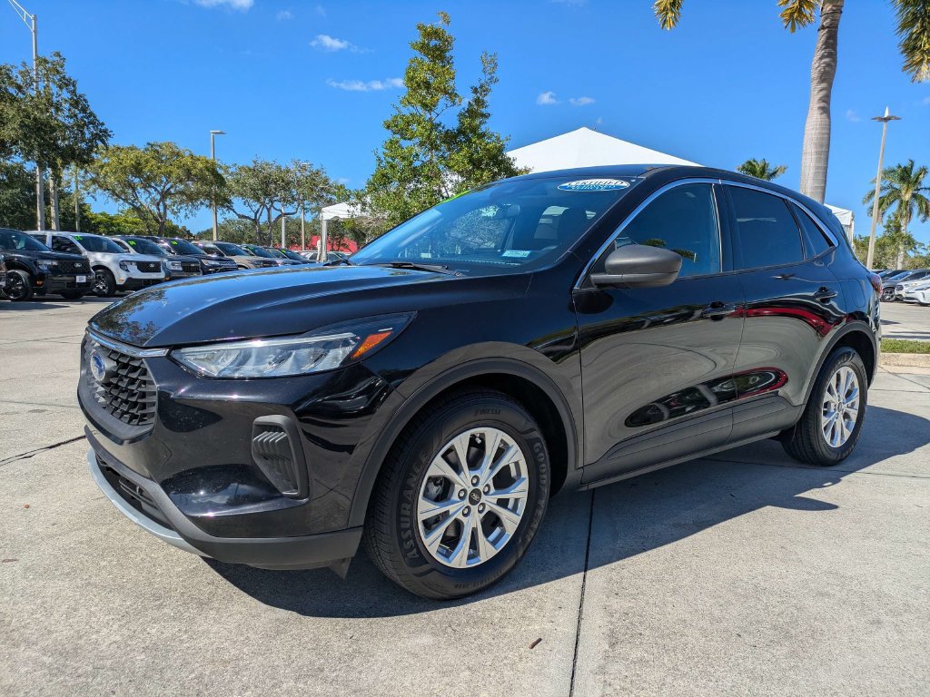 Certified 2023 Ford Escape Active FWD image 7