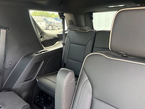 Used 2026 GMC Yukon Elevation w/ LPO, Floor Liner Package RWD image 10