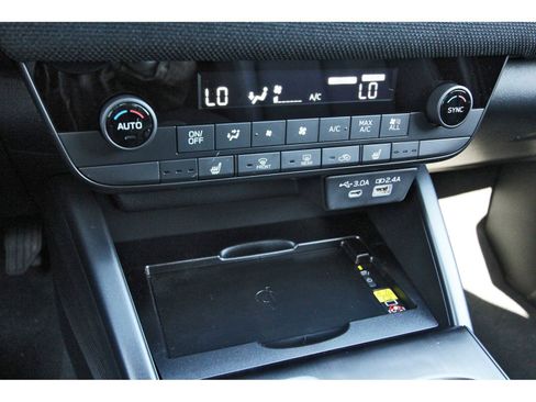 New 2026 Subaru Outback Limited AWD/4WD image 22