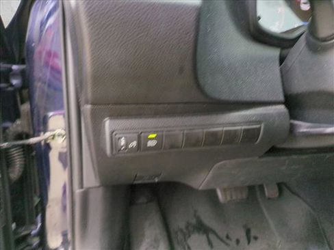 Certified 2023 Toyota Corolla LE image 13