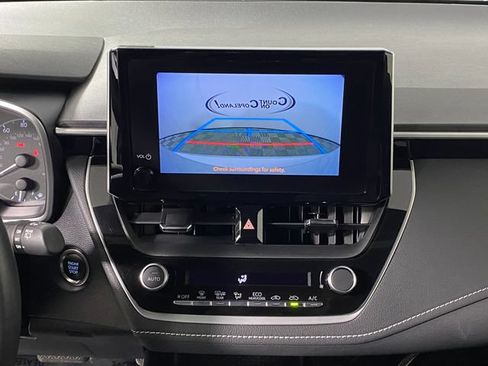 Used 2025 Toyota Corolla SE FWD image 15