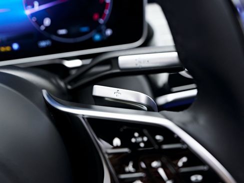 Used 2025 Mercedes-Benz Maybach S 580 4MATIC image 77