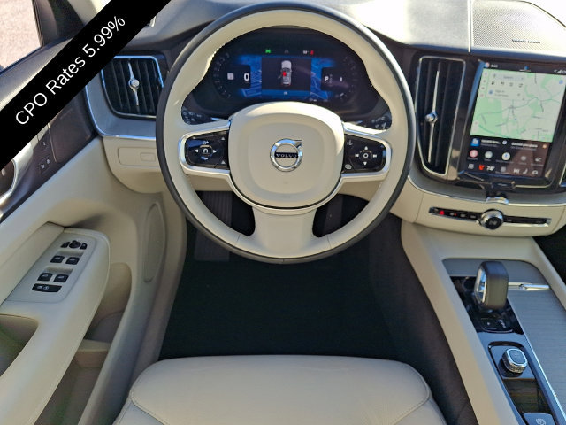 Certified 2024 Volvo XC60 B5 Plus w/ Climate Package AWD/4WD image 14