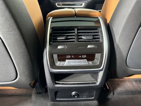 Used 2022 BMW X6 xDrive40i w/ Premium Package image 33