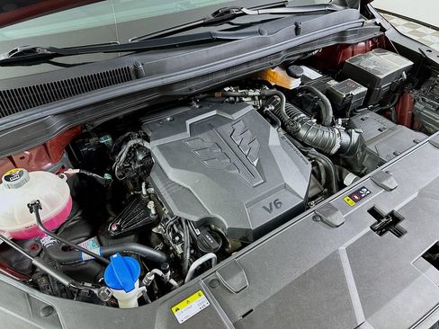 Used 2022 Kia Carnival EX FWD image 27