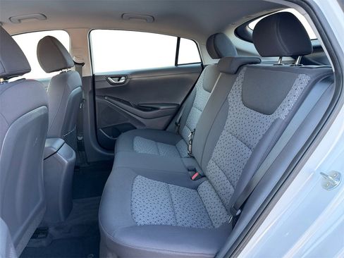 Used 2018 Hyundai Ioniq Blue image 19