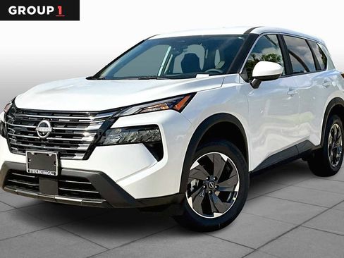 Certified 2025 Nissan Rogue SV FWD image 1