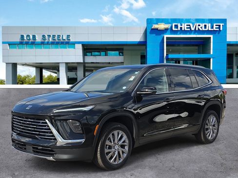Certified 2026 Buick Enclave Preferred FWD image 2