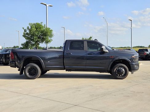 New 2026 RAM 3500 Limited AWD/4WD image 8