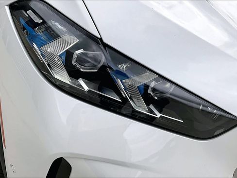 Used 2026 BMW X5 xDrive40i w/ Executive Package image 24