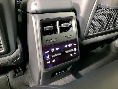 New 2026 Porsche Macan Electric RWD image 18