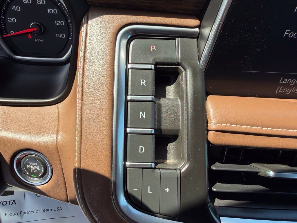 Used 2021 Chevrolet Tahoe High Country AWD/4WD image 21