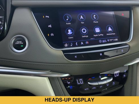 Used 2020 Cadillac XT5 Premium Luxury FWD image 5